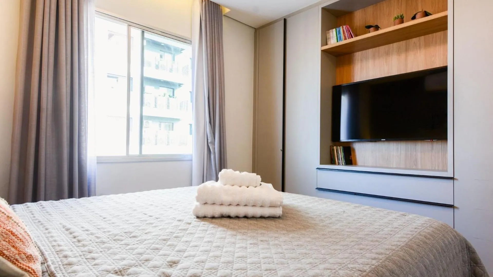 Saint Paul Design Apartments By Bnbhost Sao Paulo 0*,